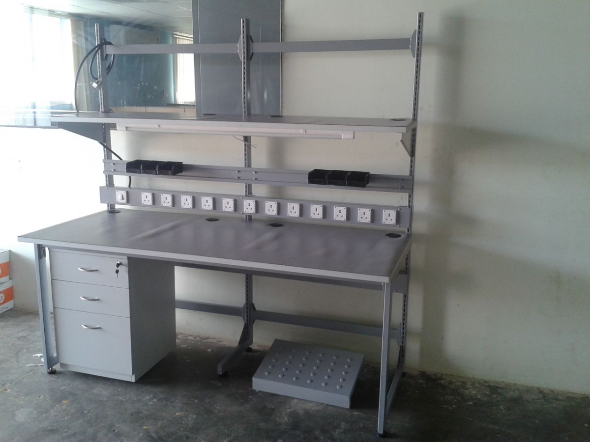 Best Quality Lab Tables in Bangalore